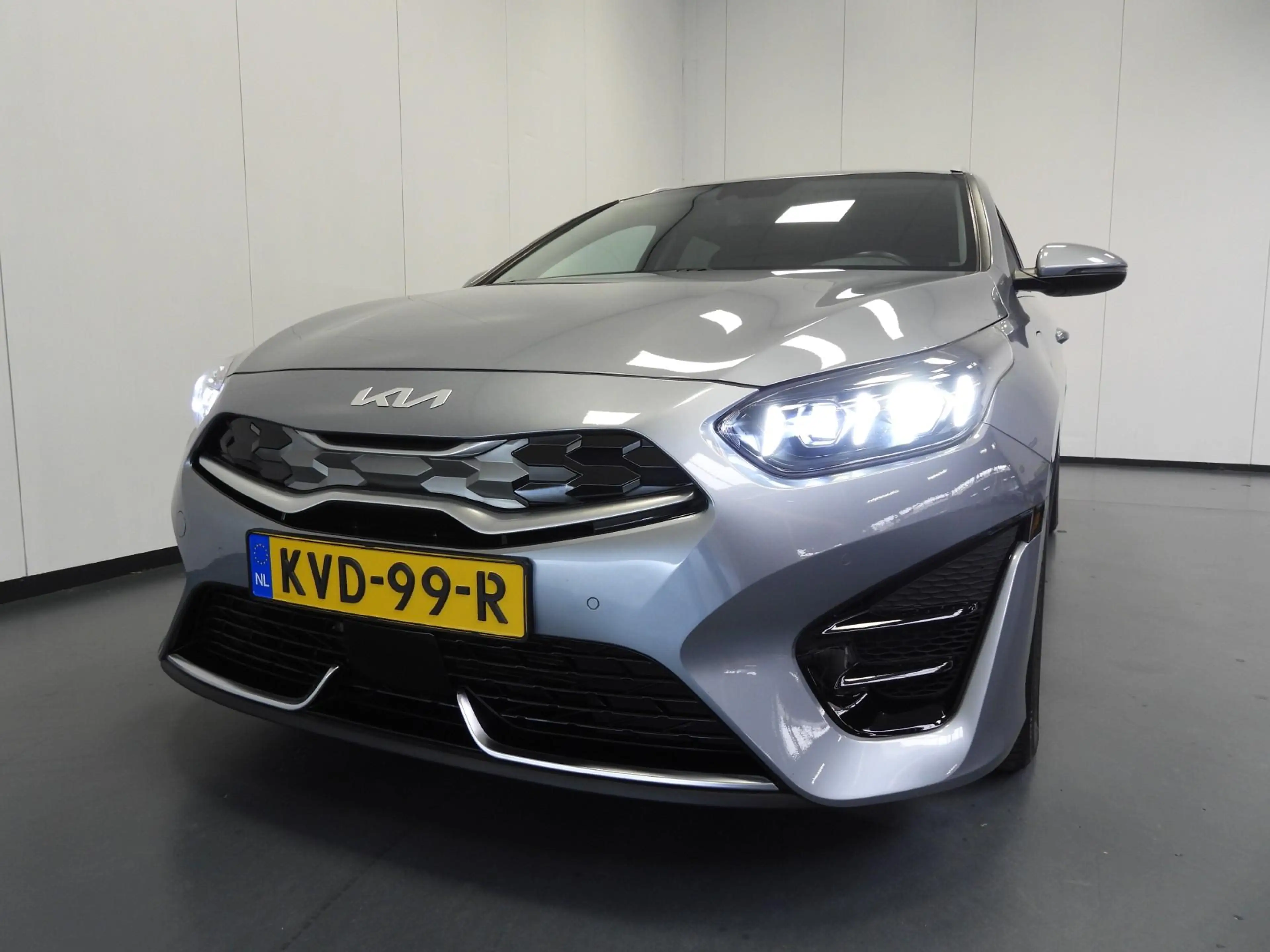 Kia Ceed SW / cee'd SW Sportswagon 1.6 GDI PHEV Plug-In DynamicPlusLine N — photo 41