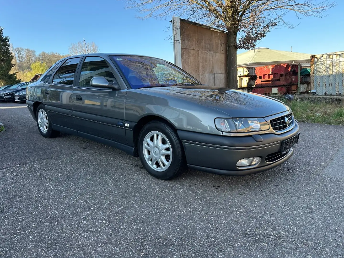 Renault Safrane 2.0 16V TÜV Klima Camargue Top Zustand Gris - 2