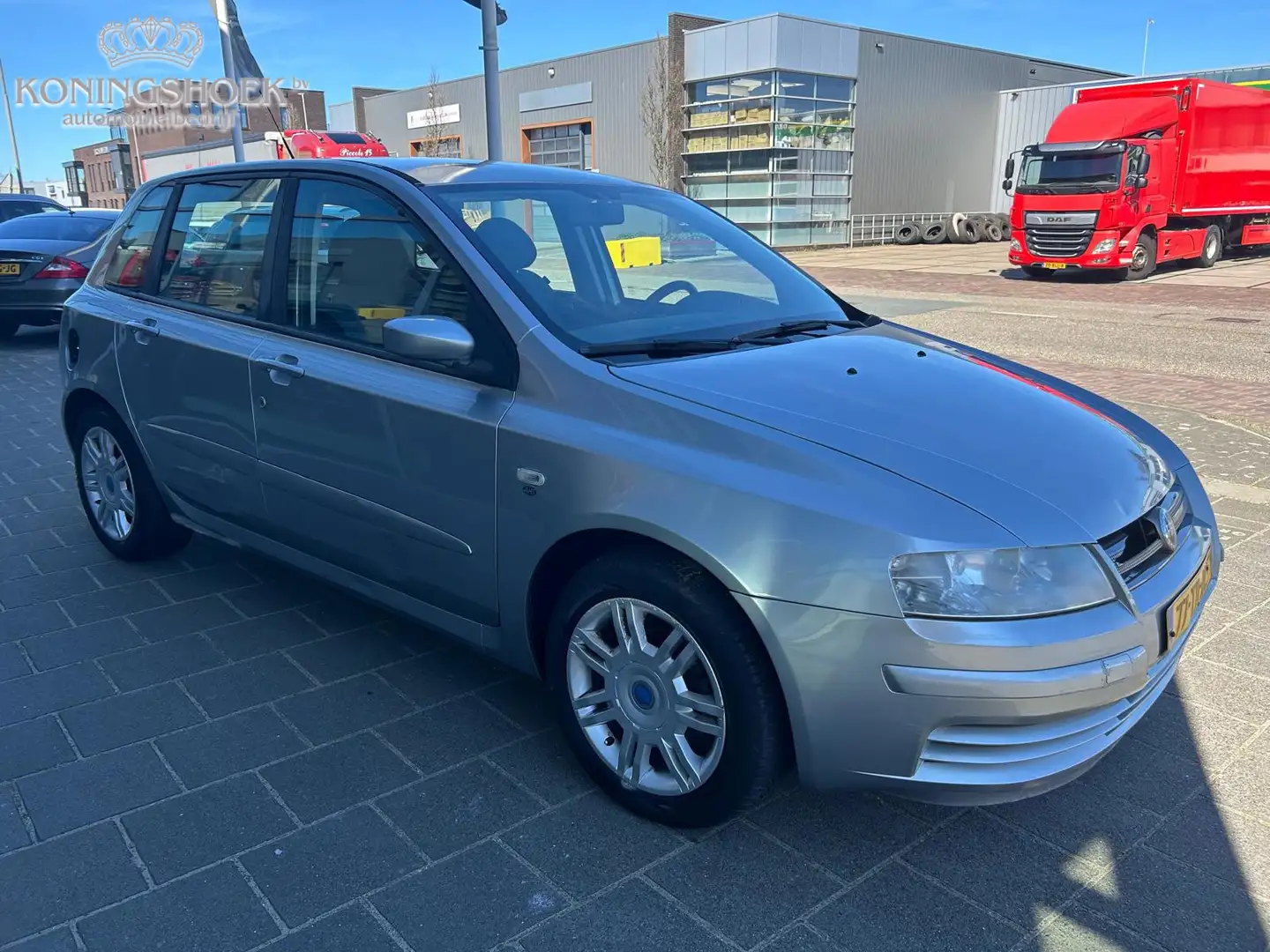 Fiat Stilo 1.6-16V Dynamic Gris - 2