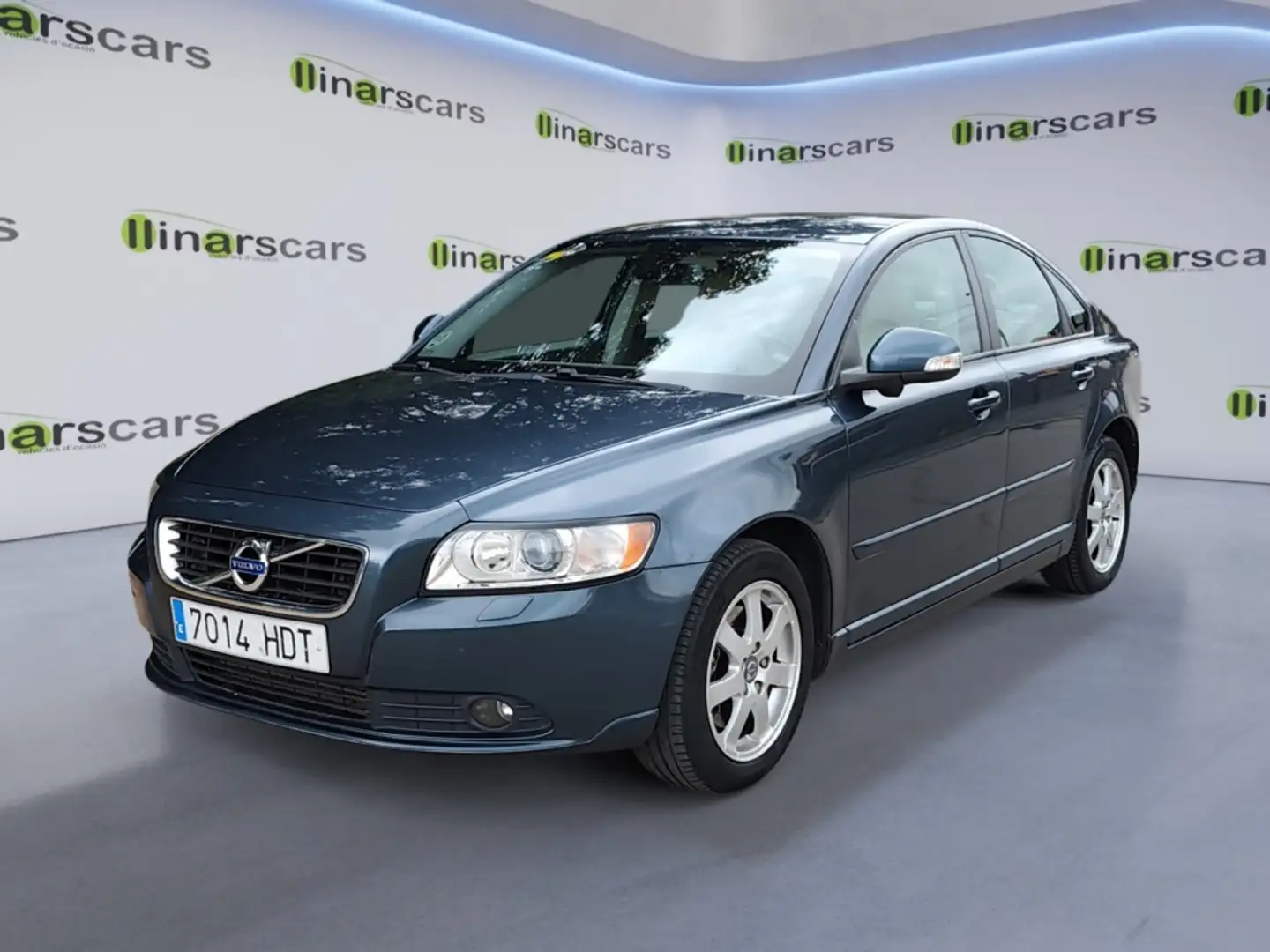 Volvo S40 D4 Kinetic Azul - 1