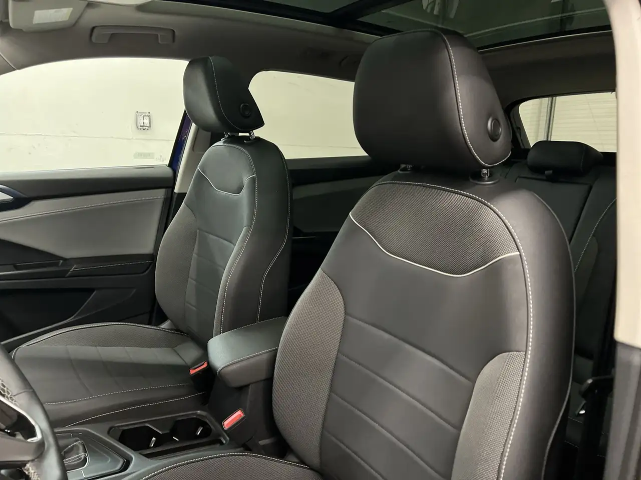 Volkswagen Taos снимка Volkswagen Taos