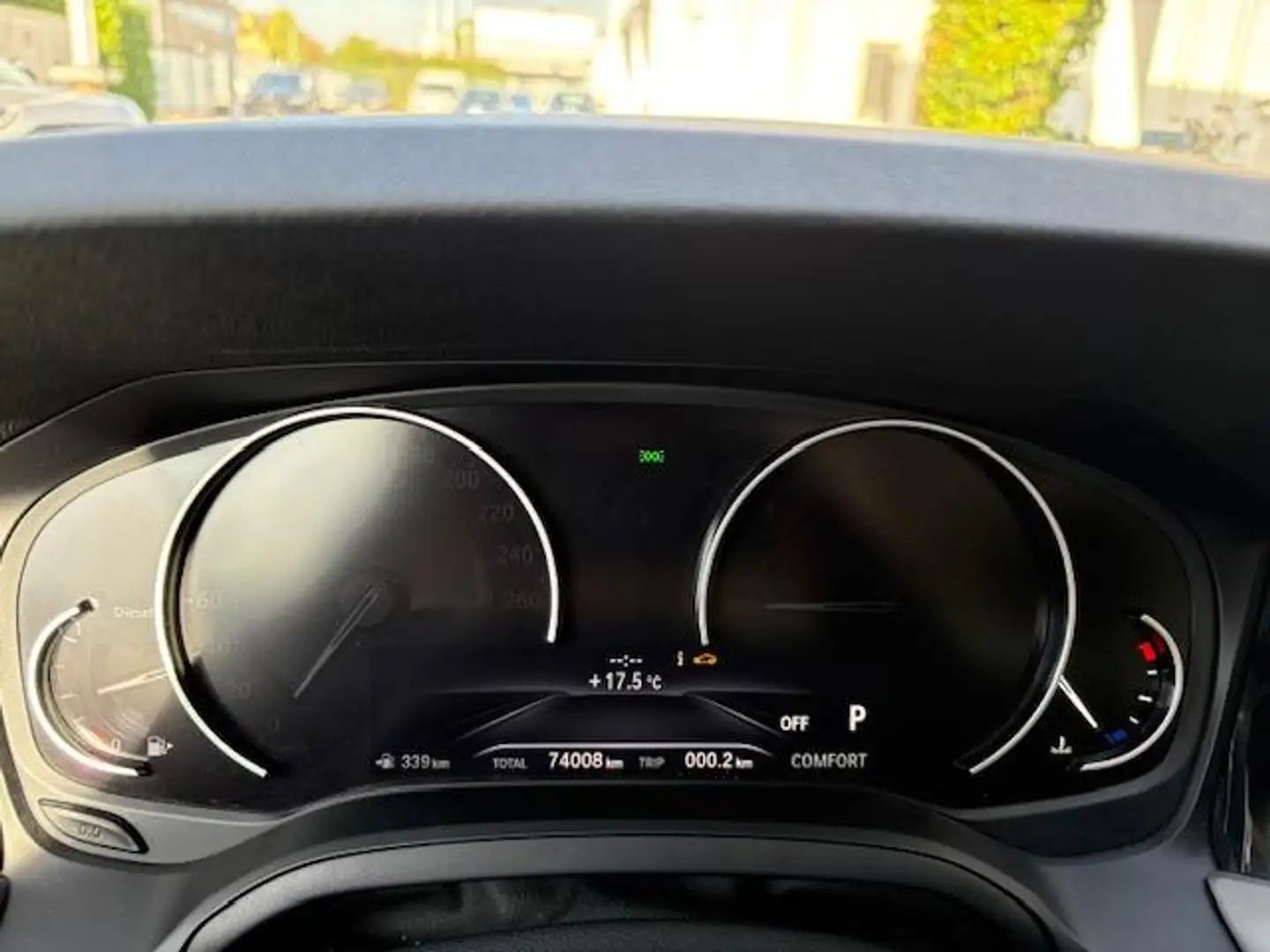 BMW 318 d Touring Business Advantage auto Schwarz - 2