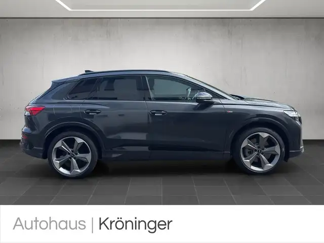 Audi E-Tron view 4