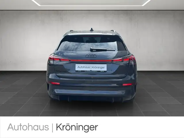 Audi E-Tron view 6