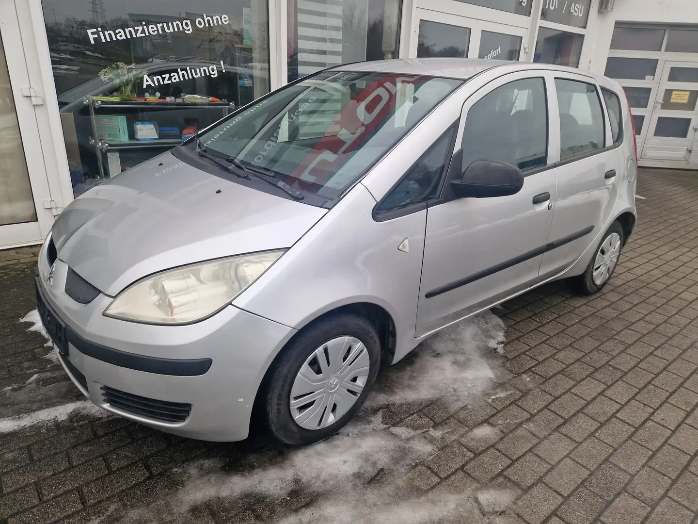 Mitsubishi Colt Colt  5-Türer 1.1 -- Klima+el.FH+ZV+Radio+BC -- Silber - 1