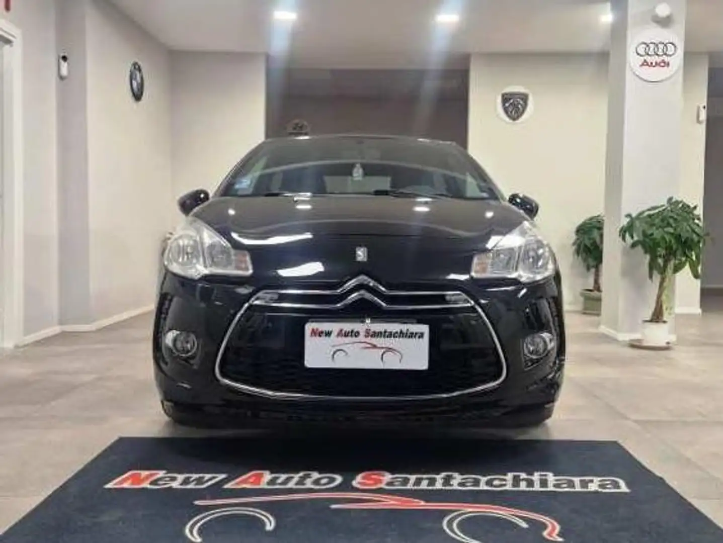 Citroen DS3 1.4 HDi 70 CV Chic Nero - 2