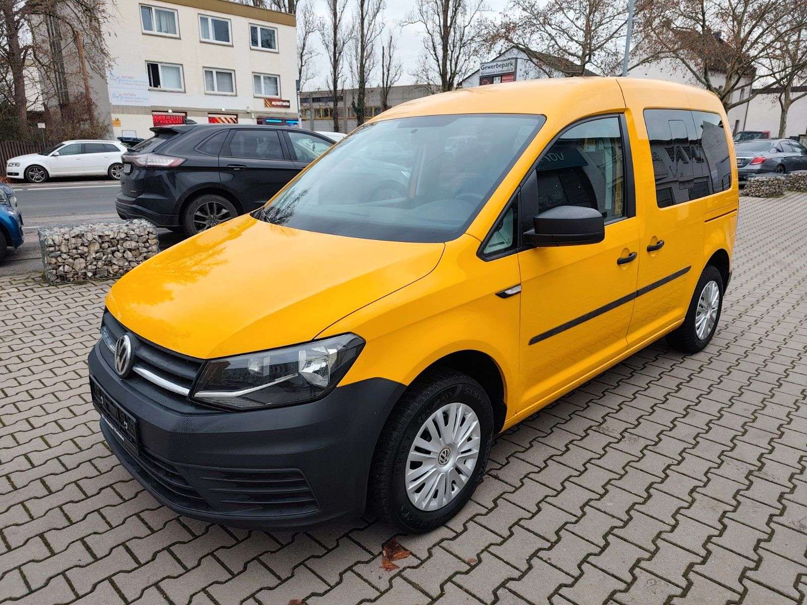 Second hand Volkswagen Caddy 2.0