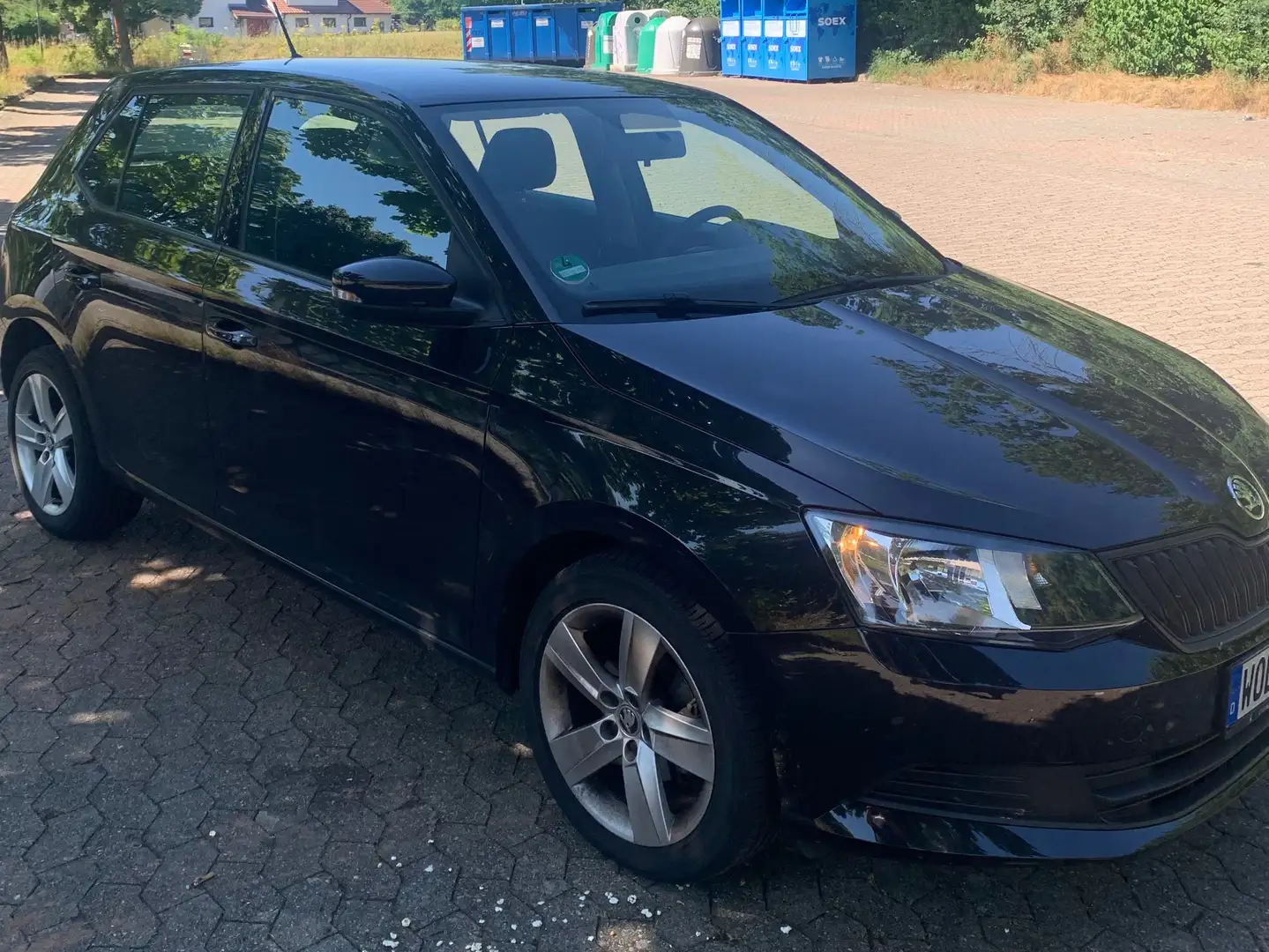 Skoda Fabia Fabia 1.0 MPI Cool Edition Schwarz - 2