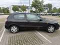 Nissan Almera - thumbnail 3