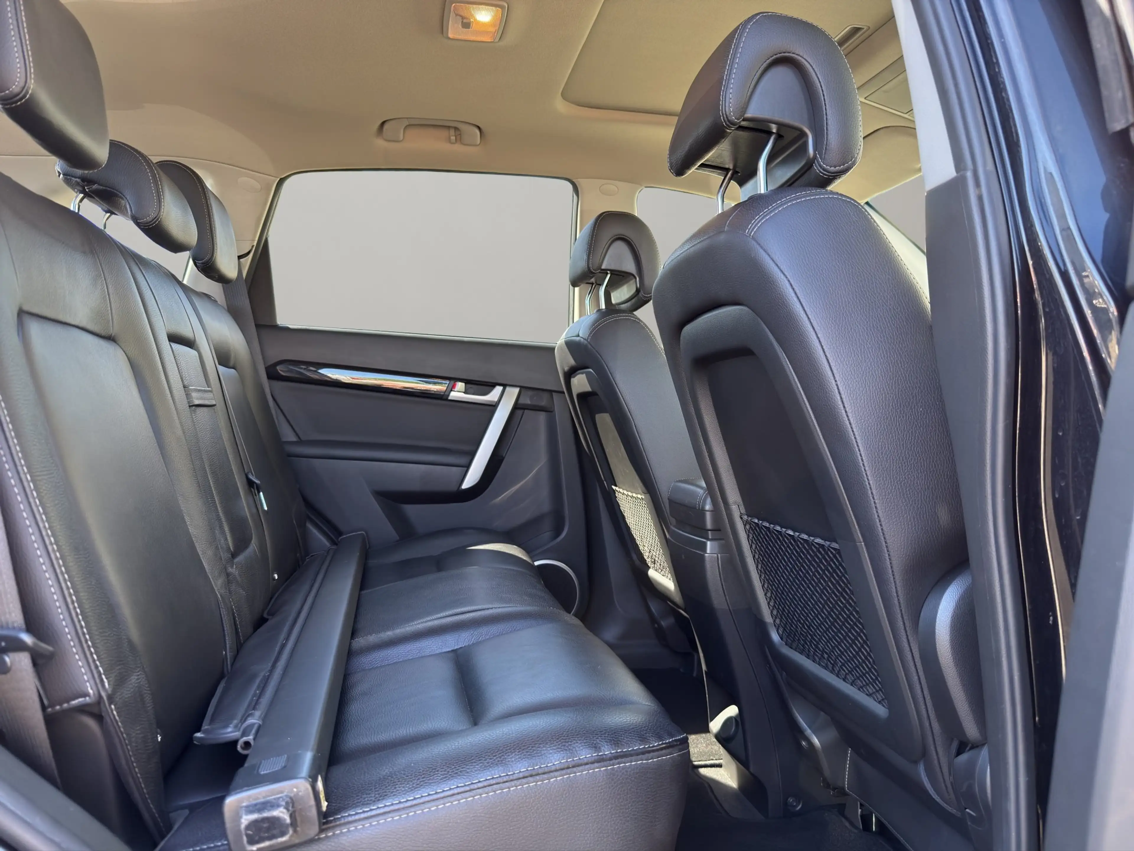 Chevrolet Captiva 2.2 D LTZ 4WD Aut.-7Sitzer-2Hand-Scheckheft-AHK — photo 13