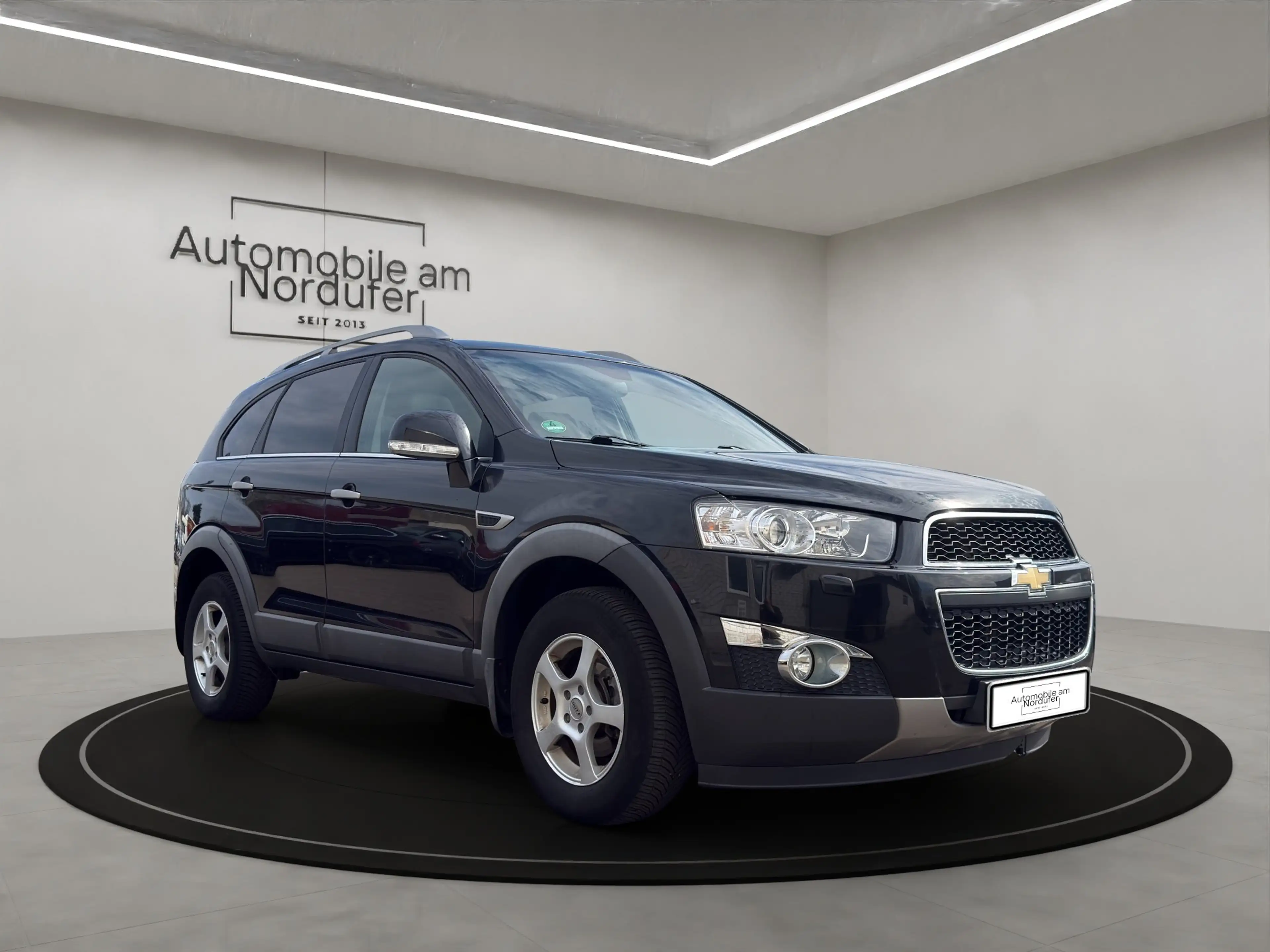 Chevrolet Captiva 2.2 D LTZ 4WD Aut.-7Sitzer-2Hand-Scheckheft-AHK — photo 3
