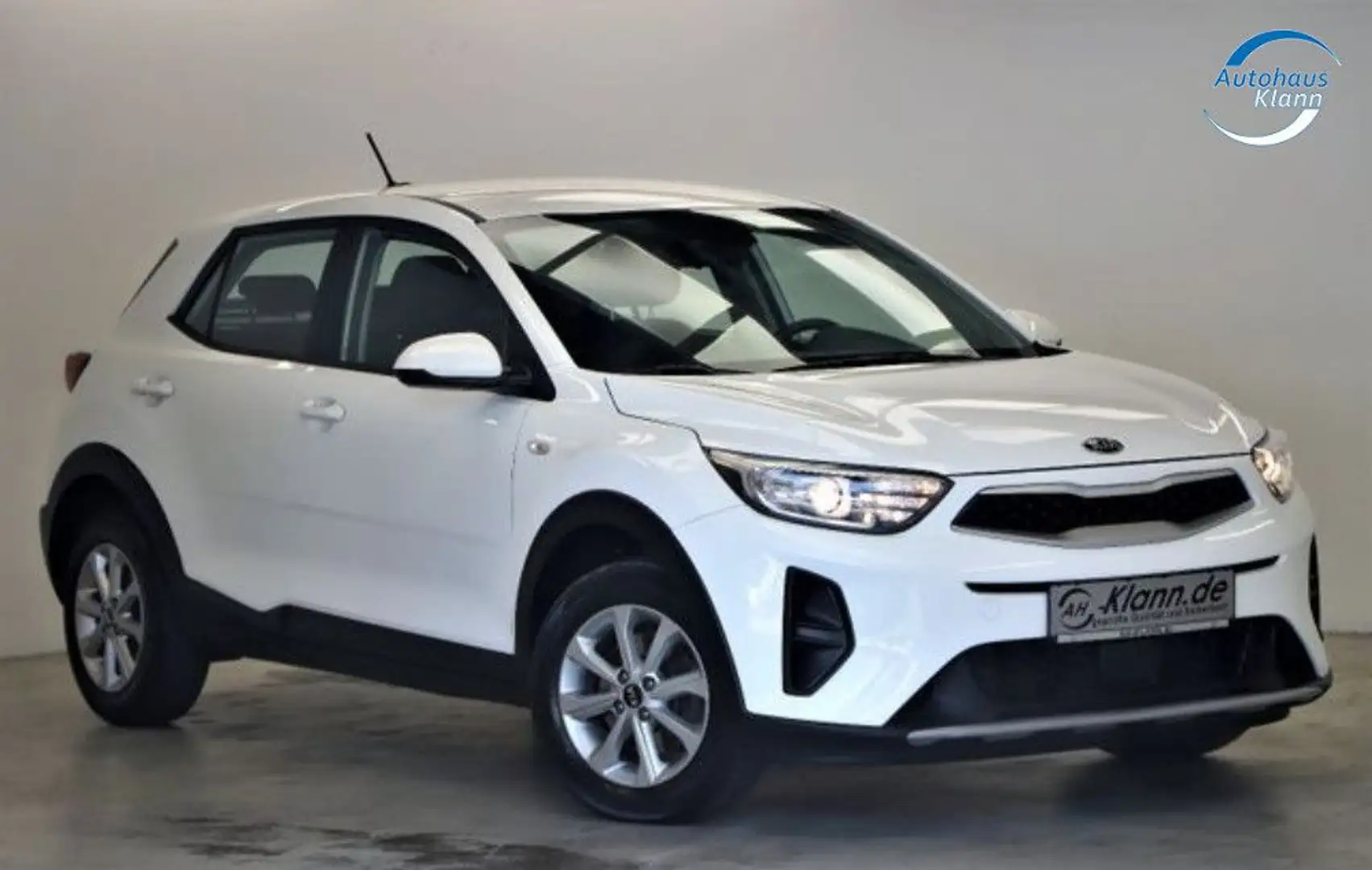 Kia Stonic 1.6 116PS Edition 7 EMotion 1.Hand PDC Wit - 1