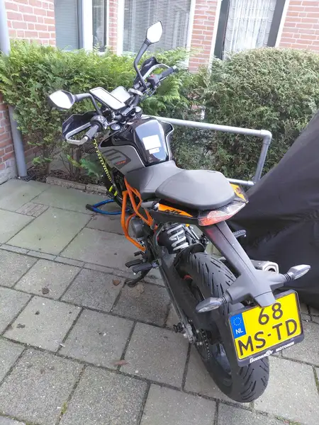 KTM 125 Duke - foto 3
