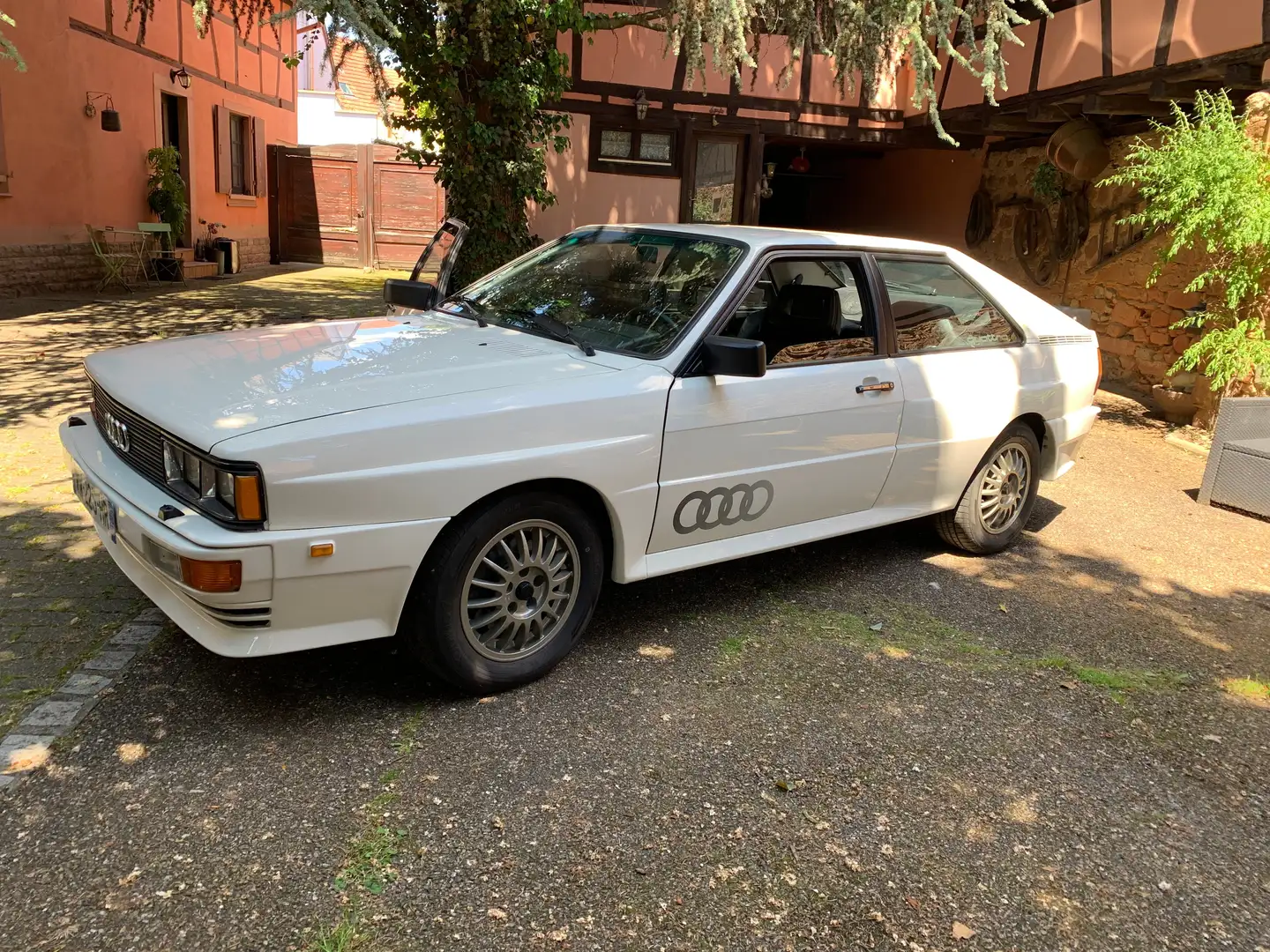 Audi QUATTRO Quattro Turbo Bílá - 2