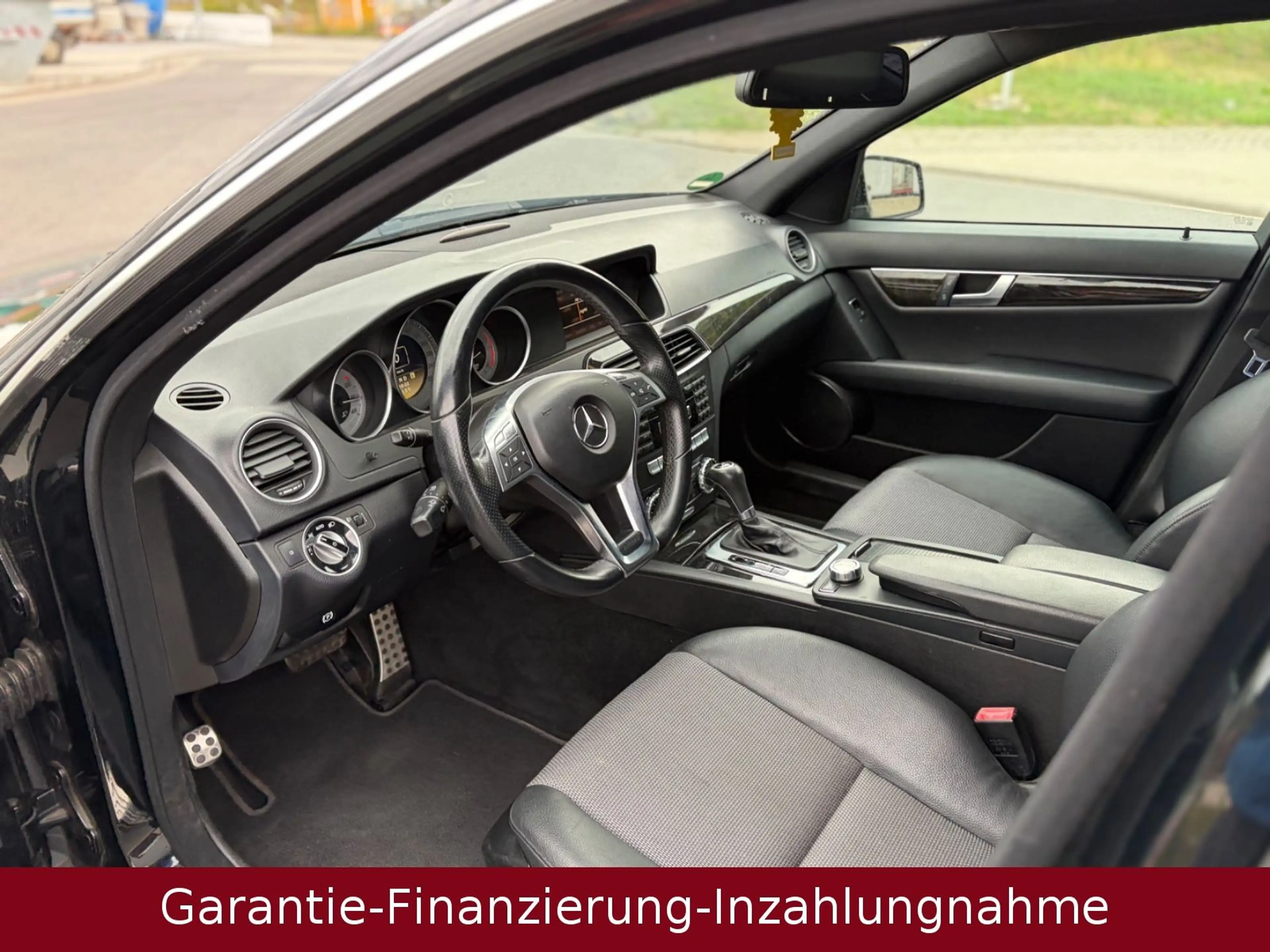 Mercedes-Benz C 350 C350 AMG — photo 9