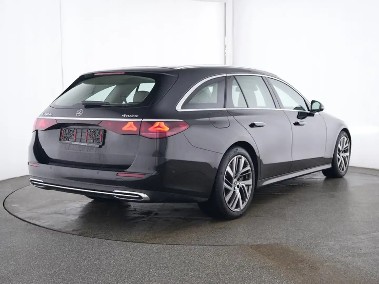 Mercedes-Benz E 300 de 4M T  ADVANCED PLUS/AHK/DIGIT/360/MEMO Schwarz - 2