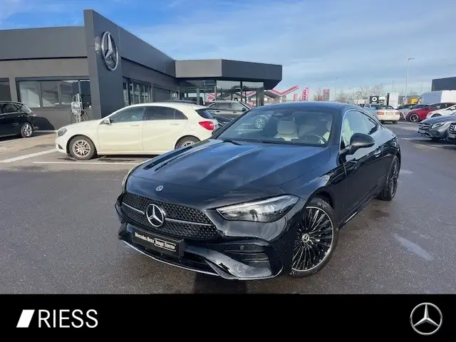 Mercedes-Benz CLE 300 4M AMG Sport DIGITAL LIGHT Pano Leder beige