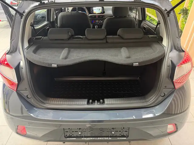 Hyundai i10 view 14