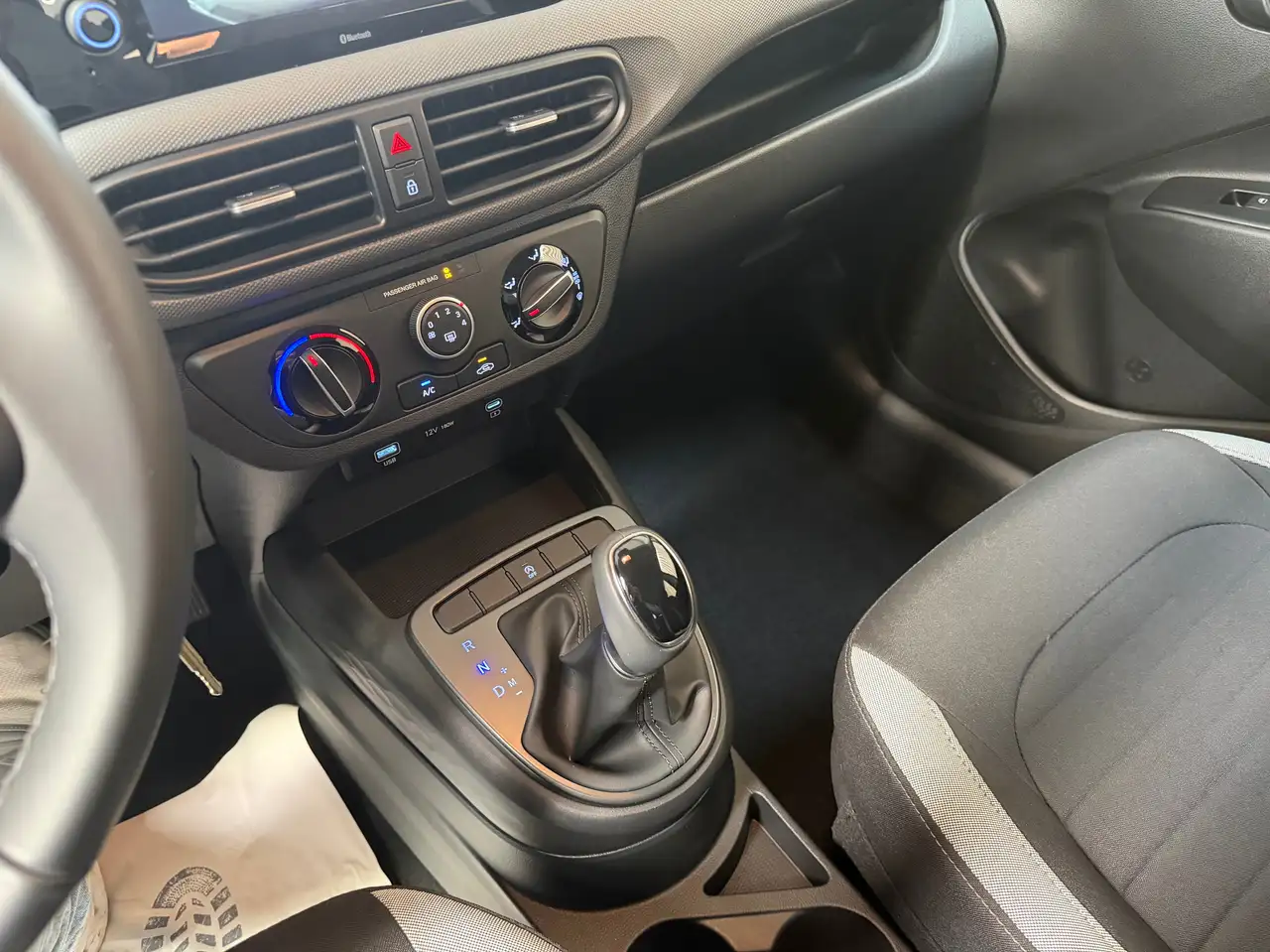 Hyundai i10 1.0i Twist AMT *GARANTIE 07/2030*, миниатюра 13