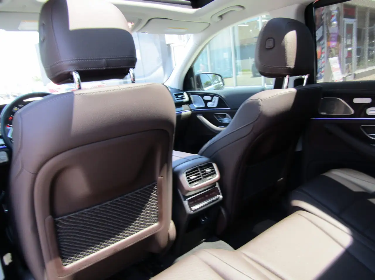 Mercedes-Benz GLS снимка Mercedes-Benz GLS