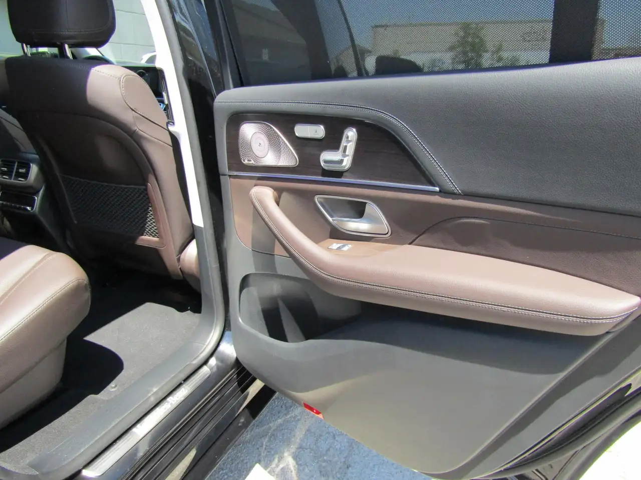Mercedes-Benz GLS снимка Mercedes-Benz GLS