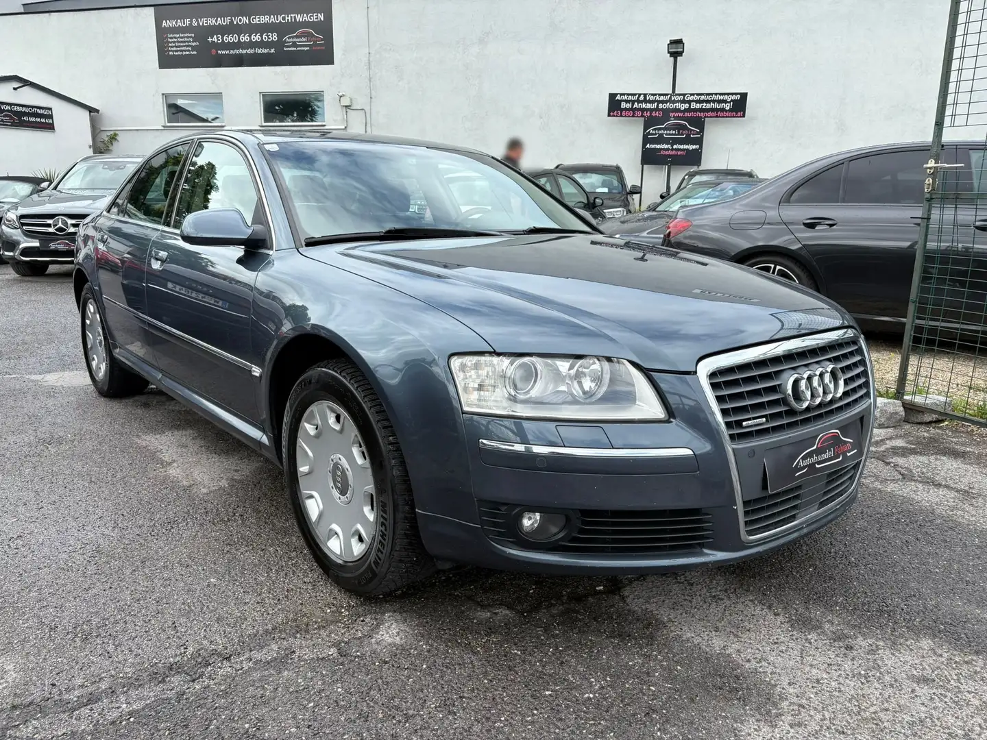 Audi A8 4,2 TDI V8 quattro Autom. 326PS **SEHR GEPFLEGT** Gris - 1