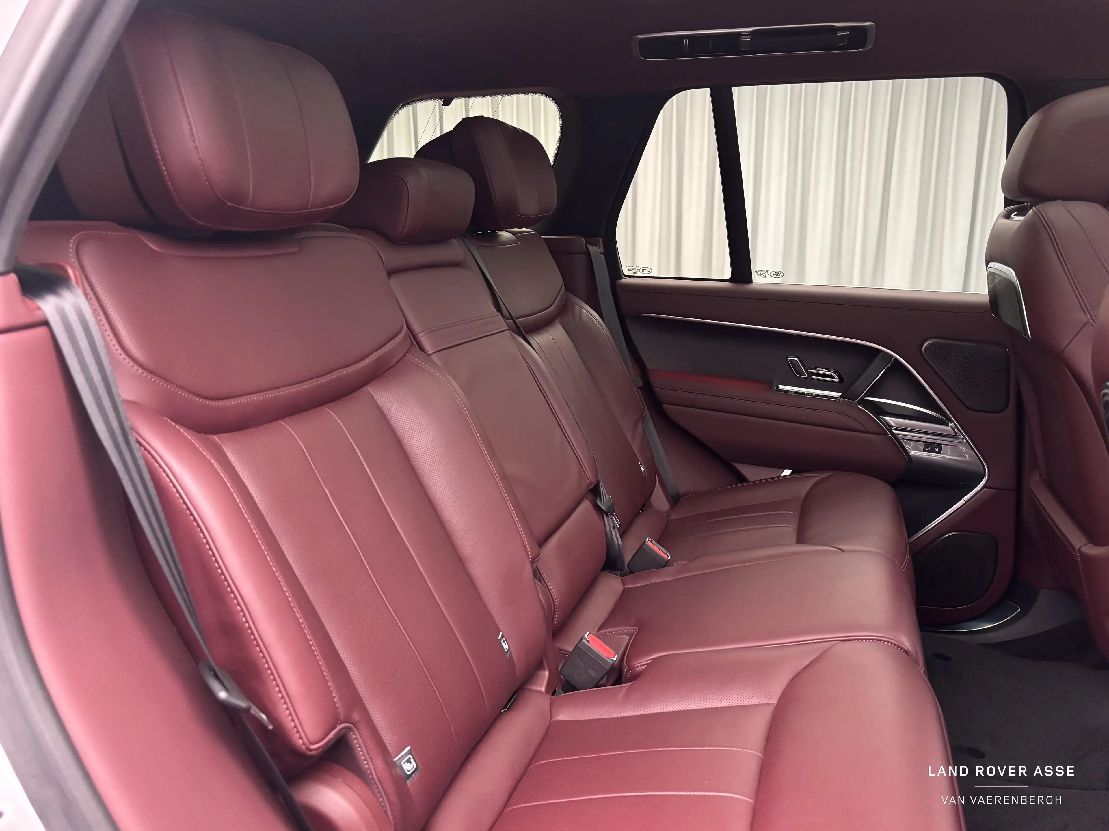 Land Rover Range Rover SWB P440e HSE AWD Auto. 23MY — photo 5