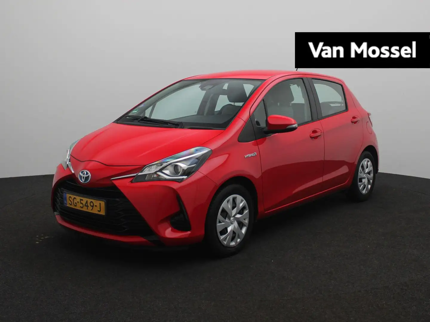 Toyota Yaris 1.5 Hybrid Aspiration | Airco | Rood - 1
