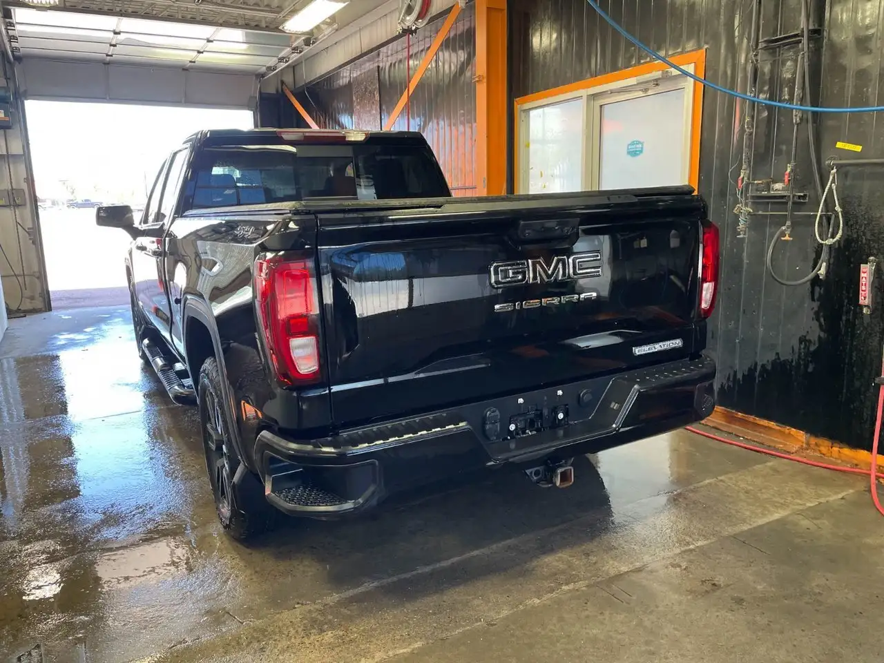 GMC Sierra 1500 снимка GMC Sierra 1500