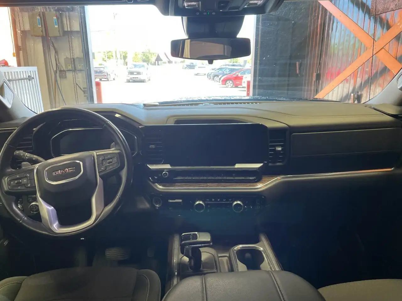 GMC Sierra 1500 снимка GMC Sierra 1500