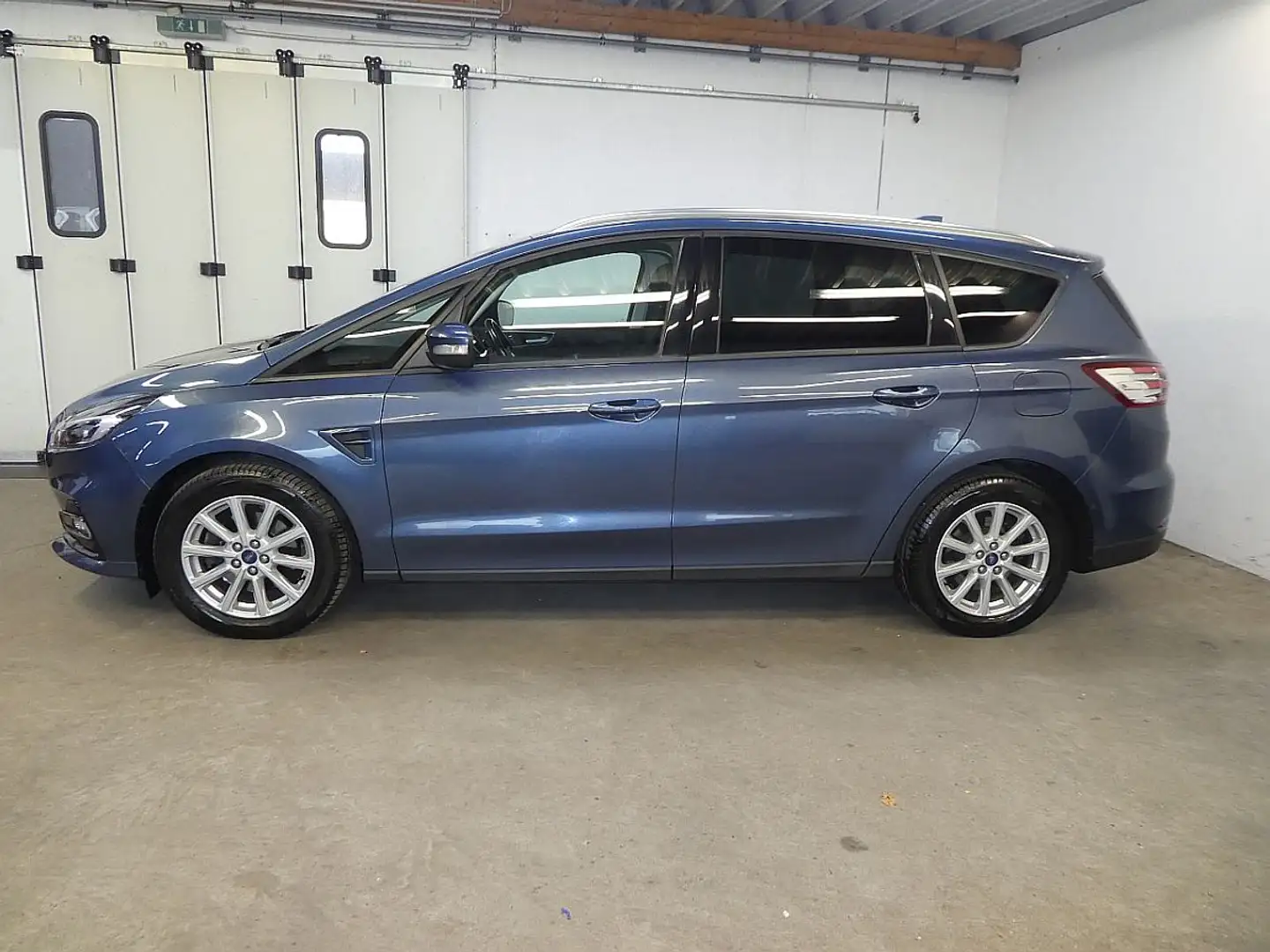 Ford S-Max S-MAX 2,0 EcoBlue Aut. AHK, LED, Kamera, Winter... Grau - 2