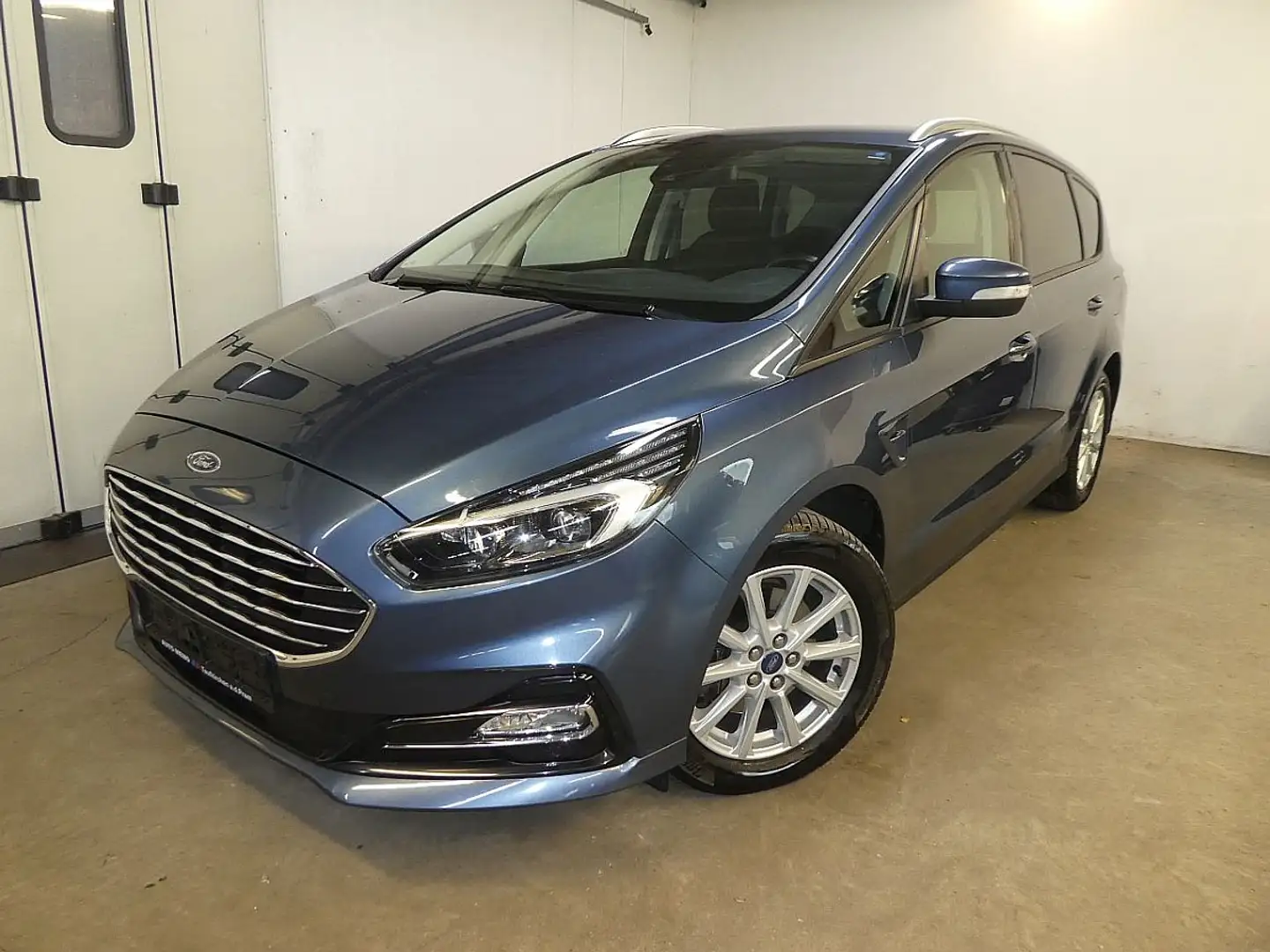 Ford S-Max S-MAX 2,0 EcoBlue Aut. AHK, LED, Kamera, Winter... Grau - 1