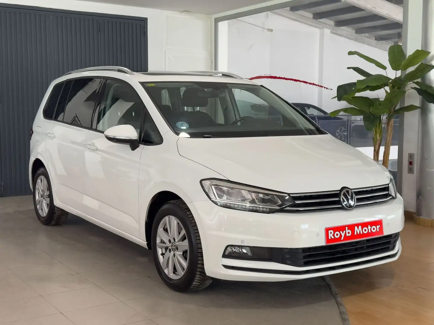Volkswagen Touran 2.0TDI CR BMT Edition DSG7 85kW Blanco - 1