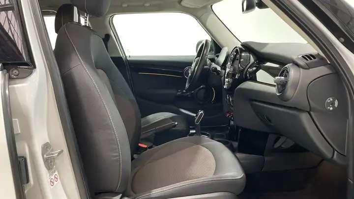 MINI Cooper 2023, foto 7