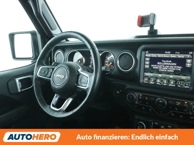 Jeep Wrangler view 13