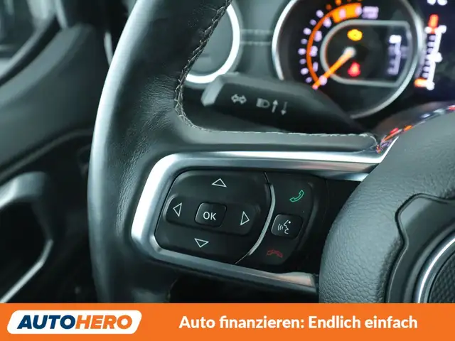 Jeep Wrangler view 28