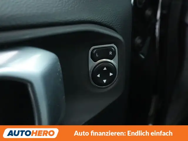 Jeep Wrangler view 30