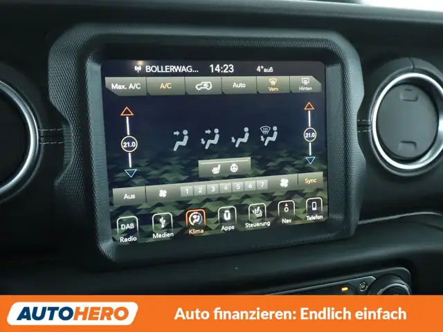 Jeep Wrangler view 22
