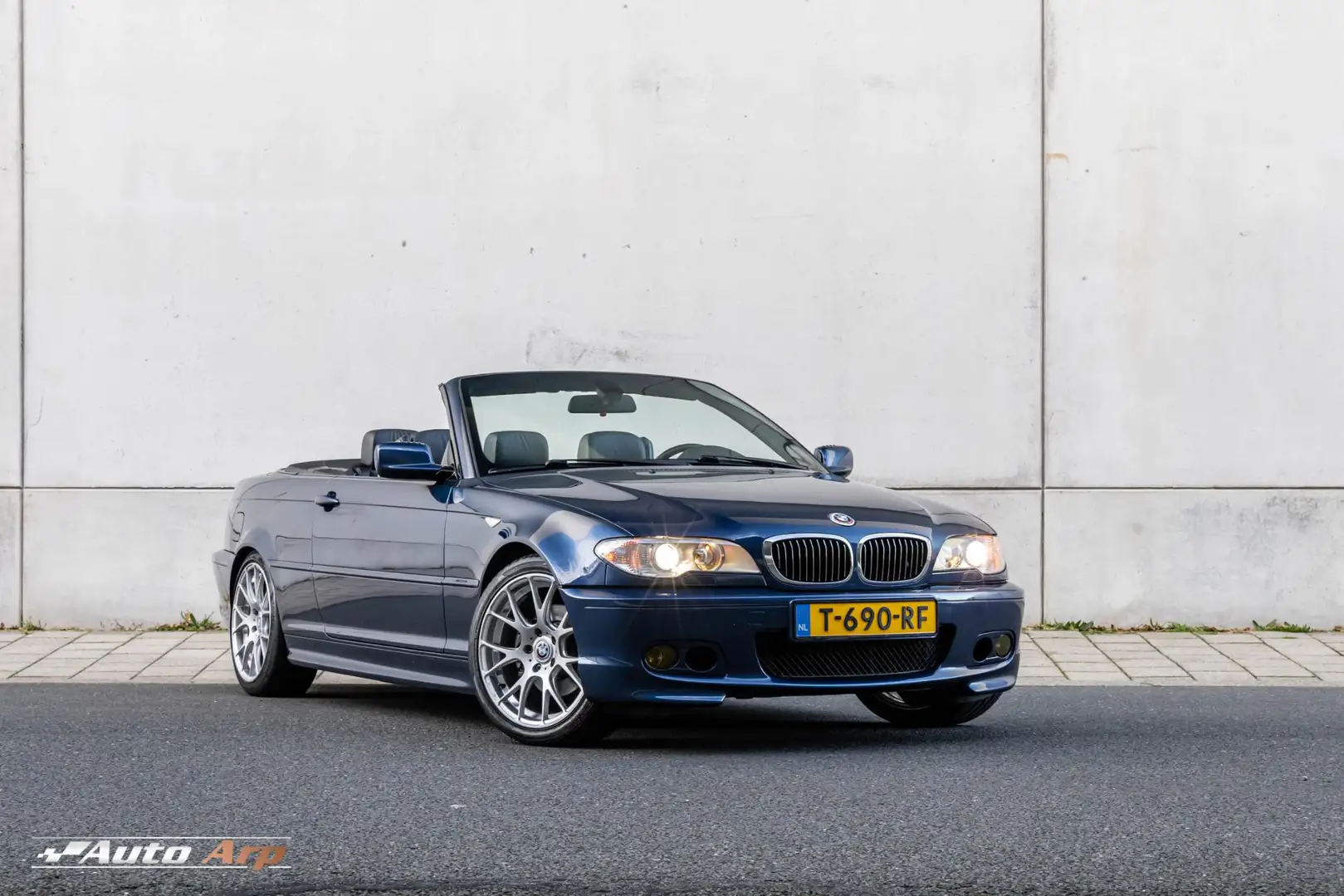 BMW 320 3-serie Cabrio 320Ci Special Executive Bleu - 1