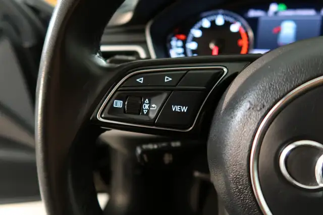 Audi A4 view 27