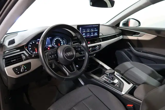 Audi A4 view 2
