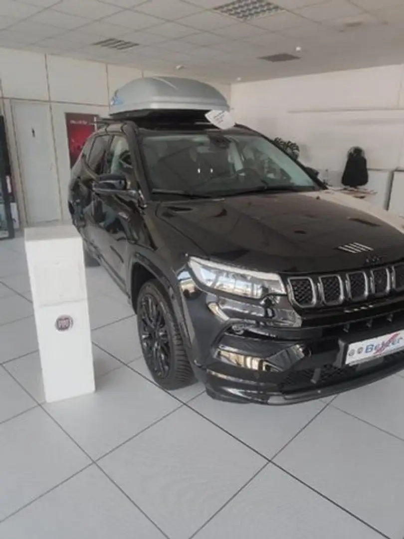Jeep Compass Zwart - 2