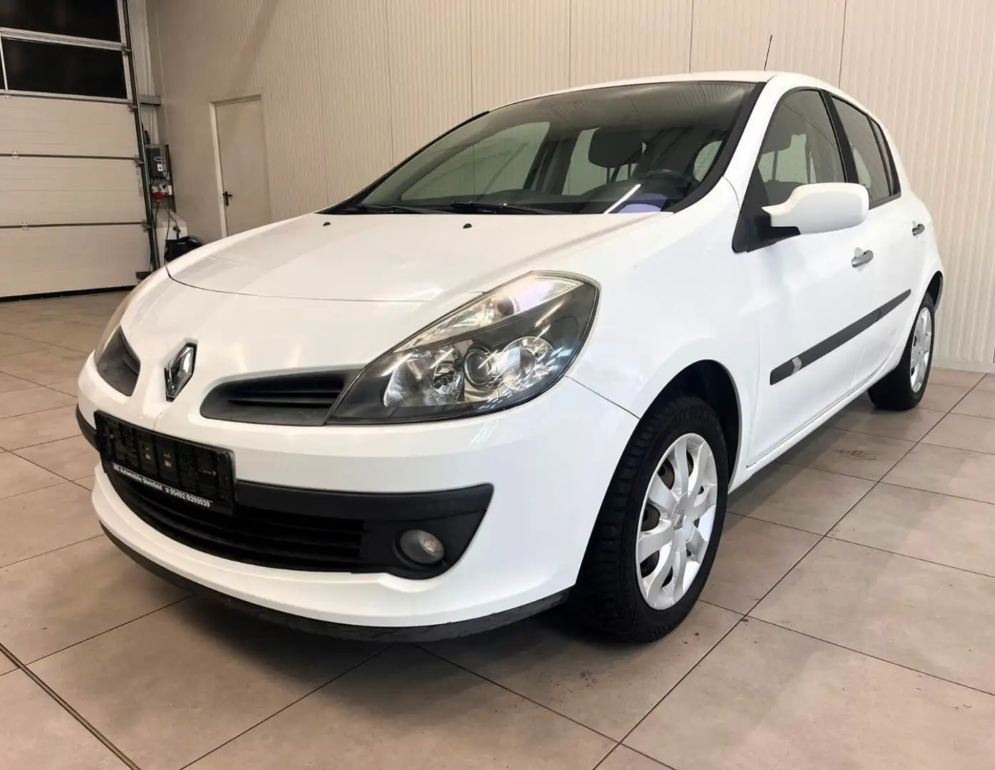 Renault Clio 1.2 III Edition Dynamique / KLIMA / Weiß - 2