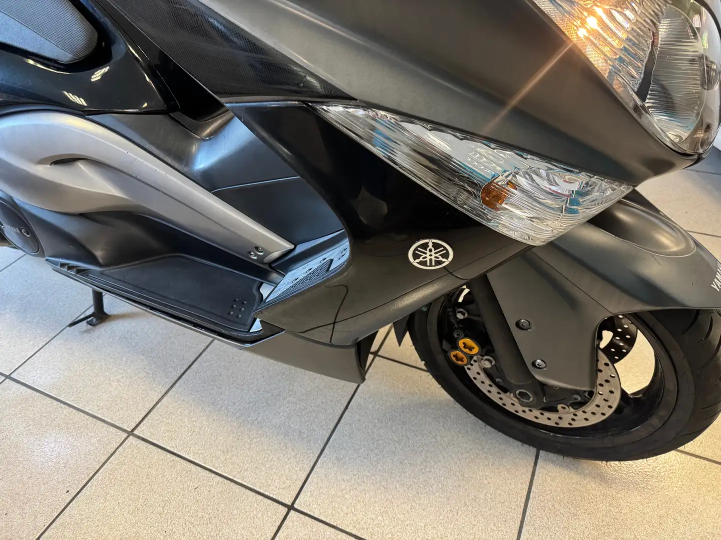 Yamaha TMAX 500 Grigio - 2