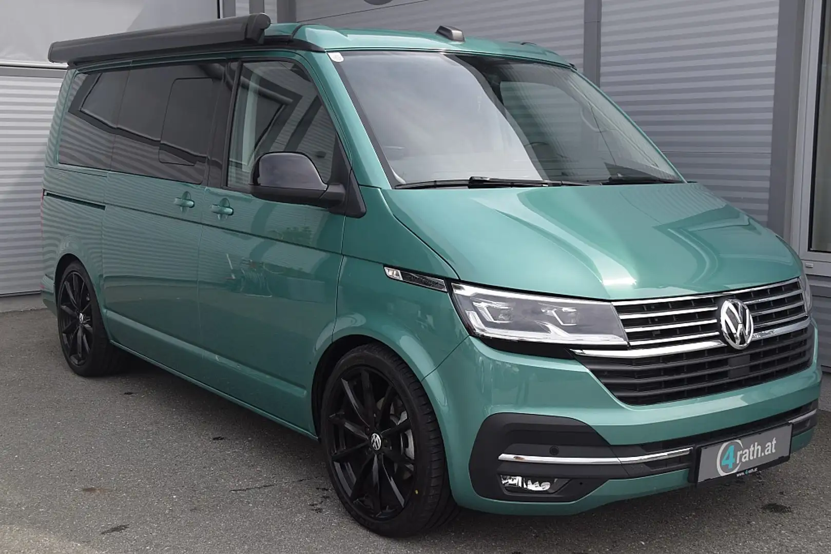 Volkswagen T6.1 California Ocean 2,0 TDI DSG / NETTO: 68.233 € Grün - 2