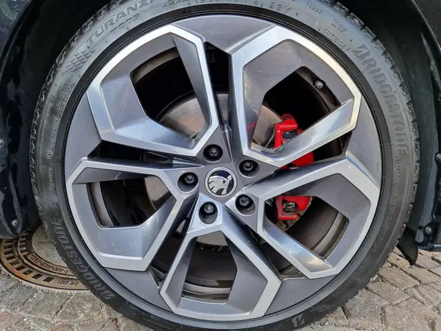 Skoda Octavia view 7