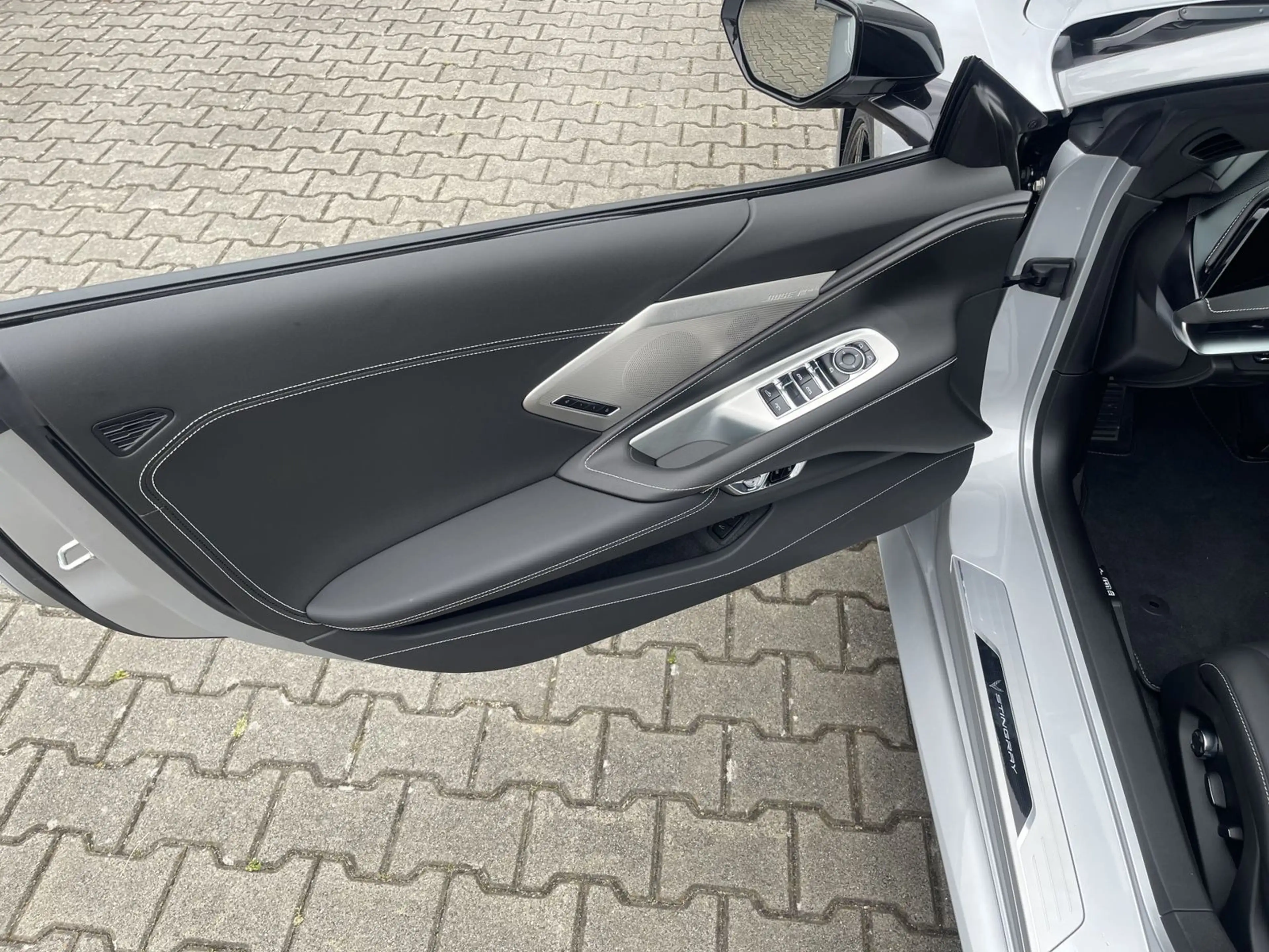 Corvette C8 Convertible blade silver sofort verfügbar — photo 7