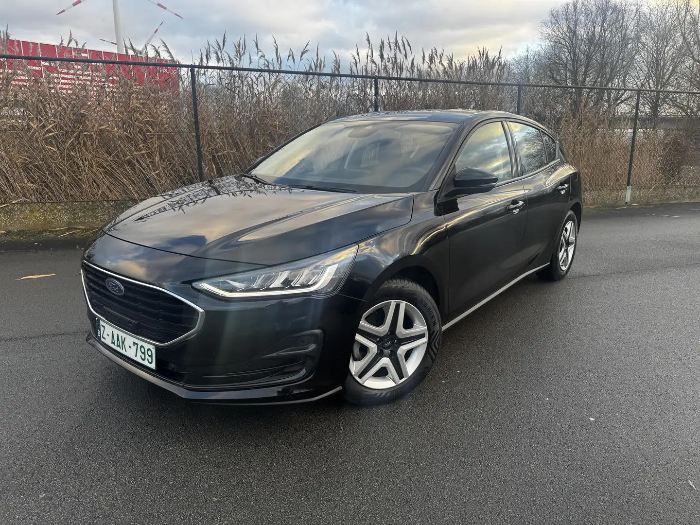 Ford Focus Focus 1.0 Ecoboost -1 Jaar Garantie - Nieuwstaat Noir - 1