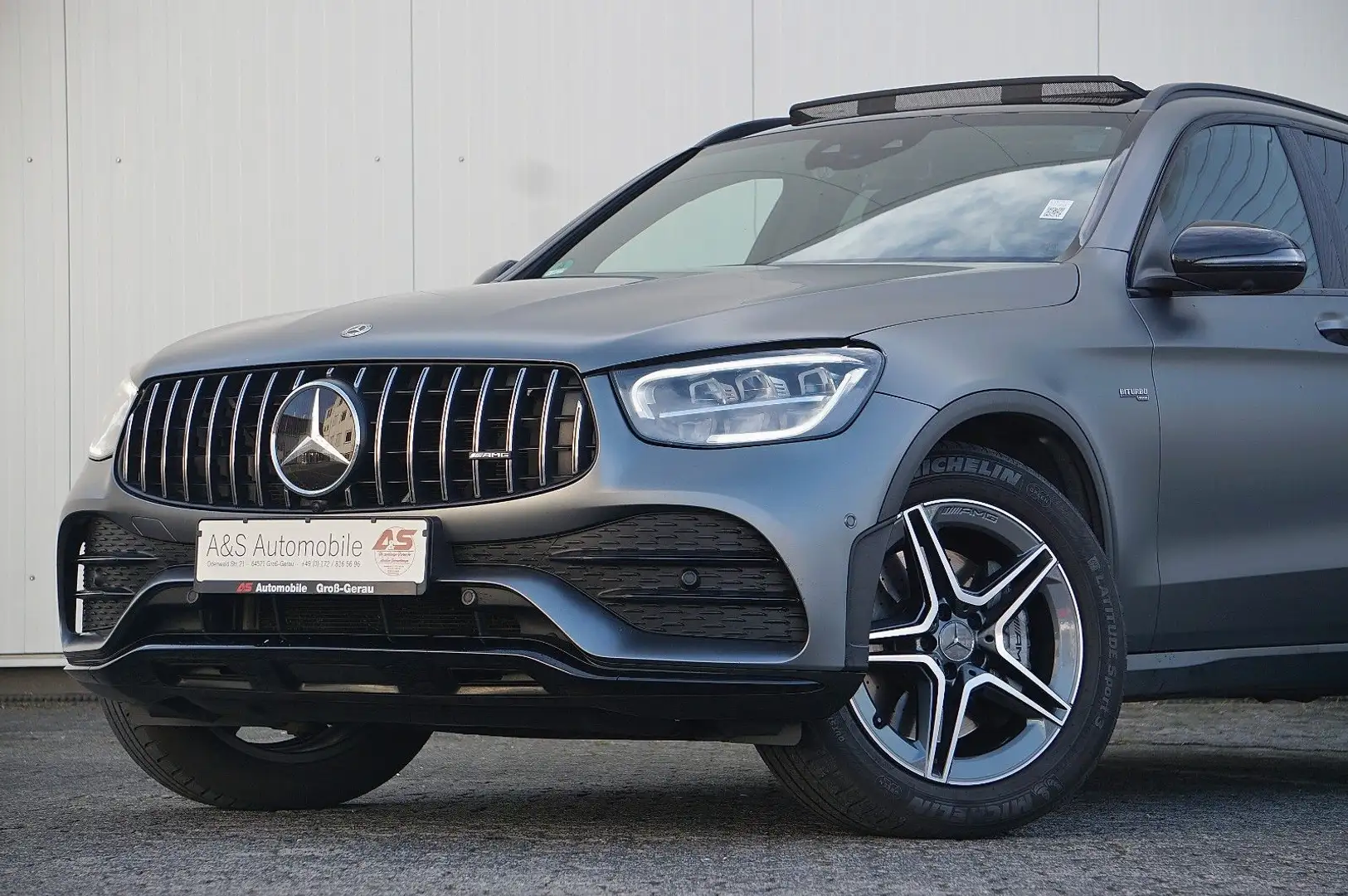 Mercedes-Benz GLC 43 AMG *UNFALLFREI *DESIGNO MAGNO *19% MwSt. Grau - 1