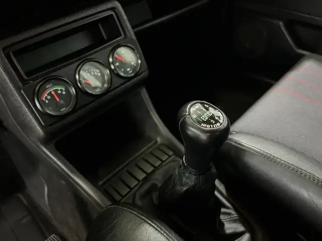 Volkswagen Golf view 14
